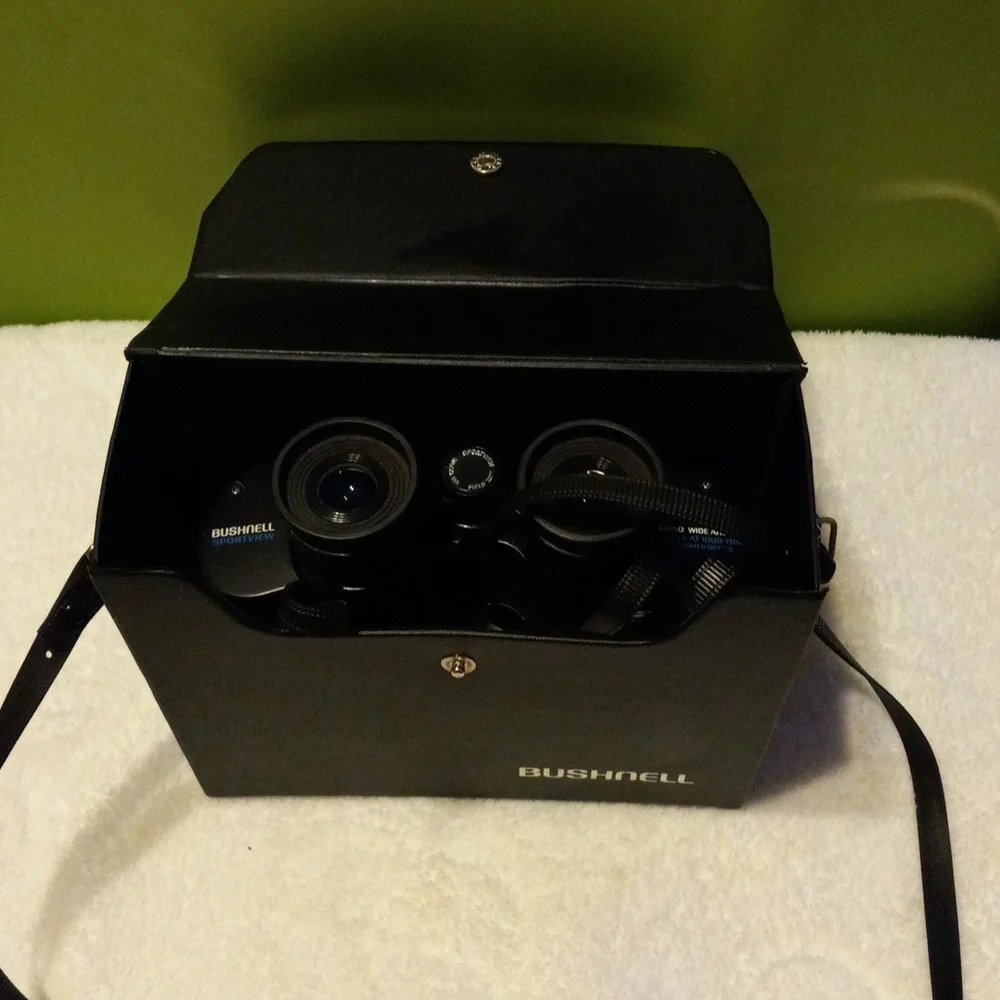 Vintage Bushnell sportsview fully coated optical binoculars Flat 1000yards